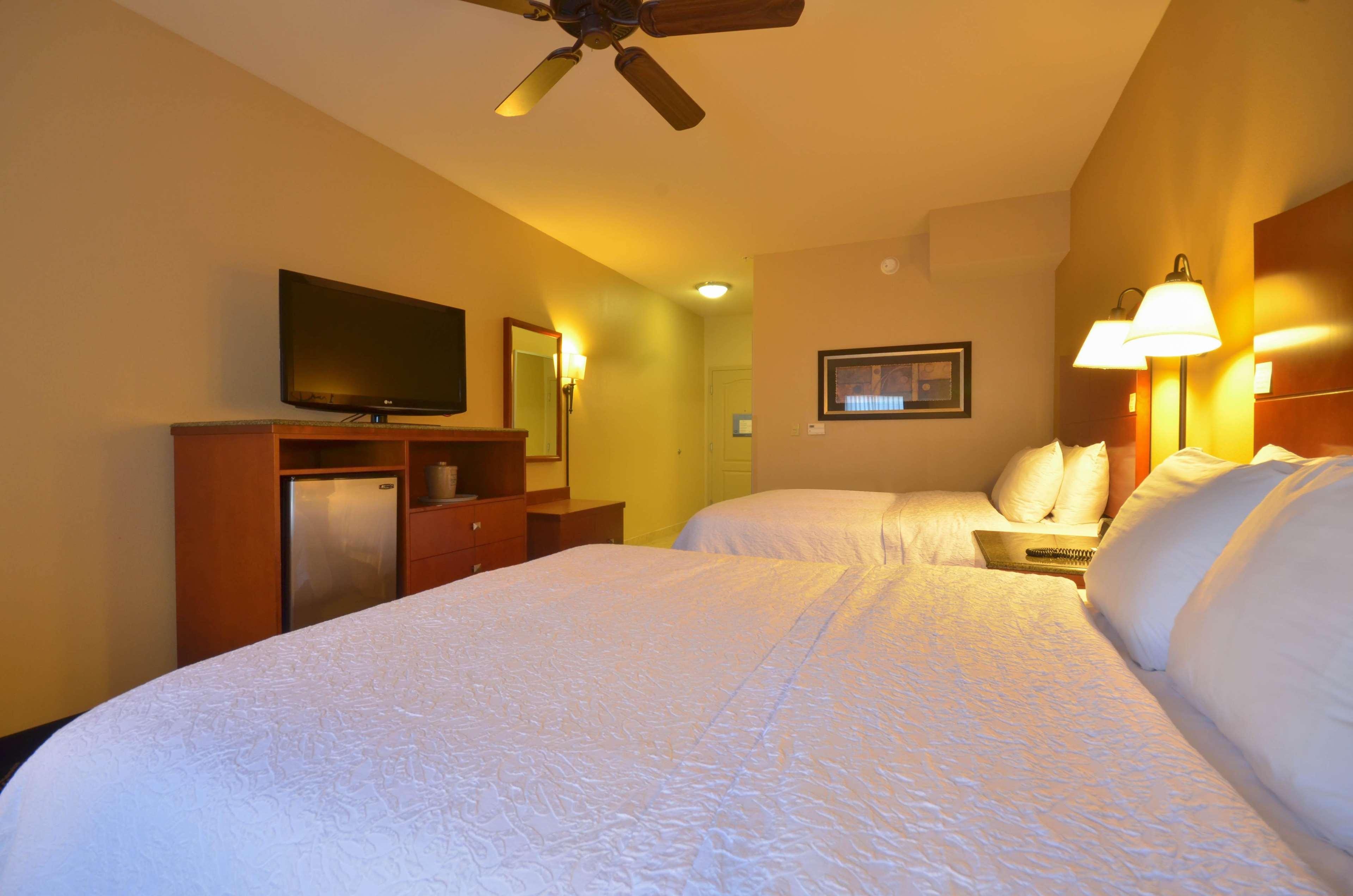 Hampton Inn Bryant Zewnętrze zdjęcie