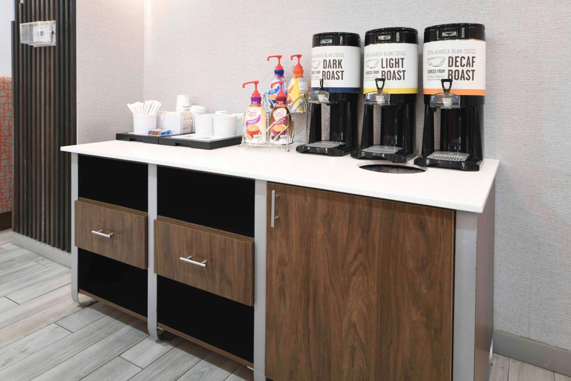 Hampton Inn Bryant Zewnętrze zdjęcie